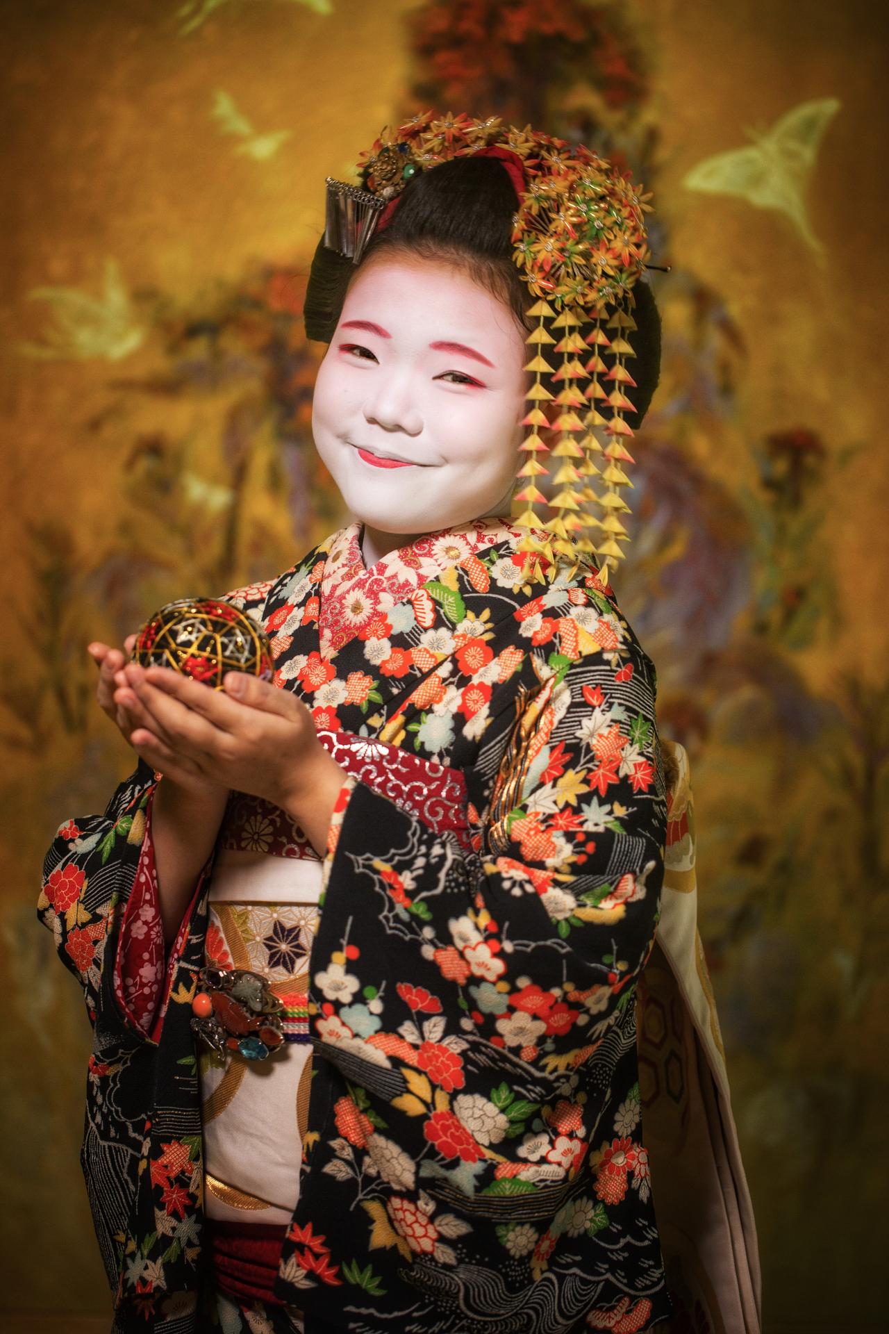 European Photography Awards Winner - Becoming a Geisha