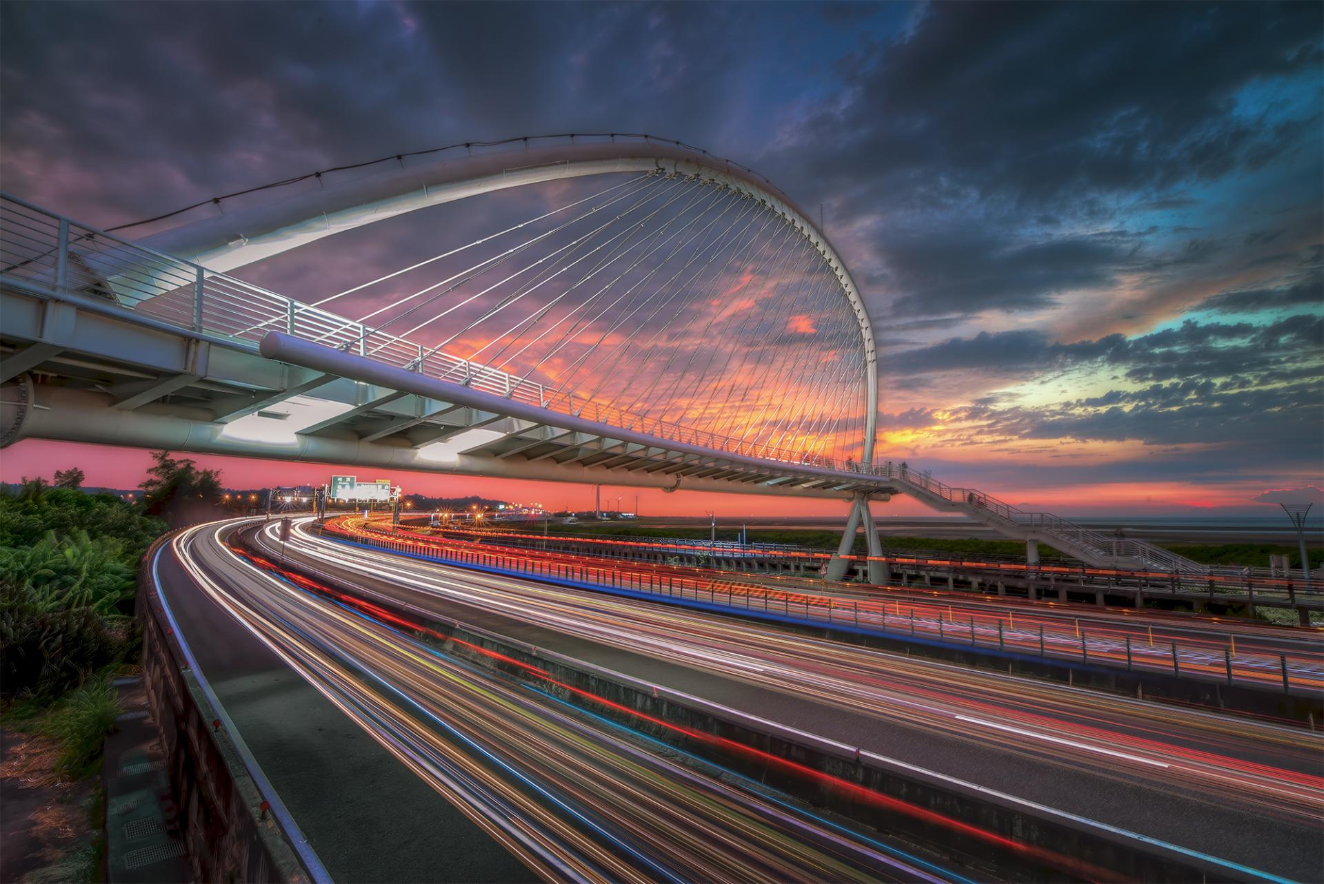 European Photography Awards Winner - Harp bridge