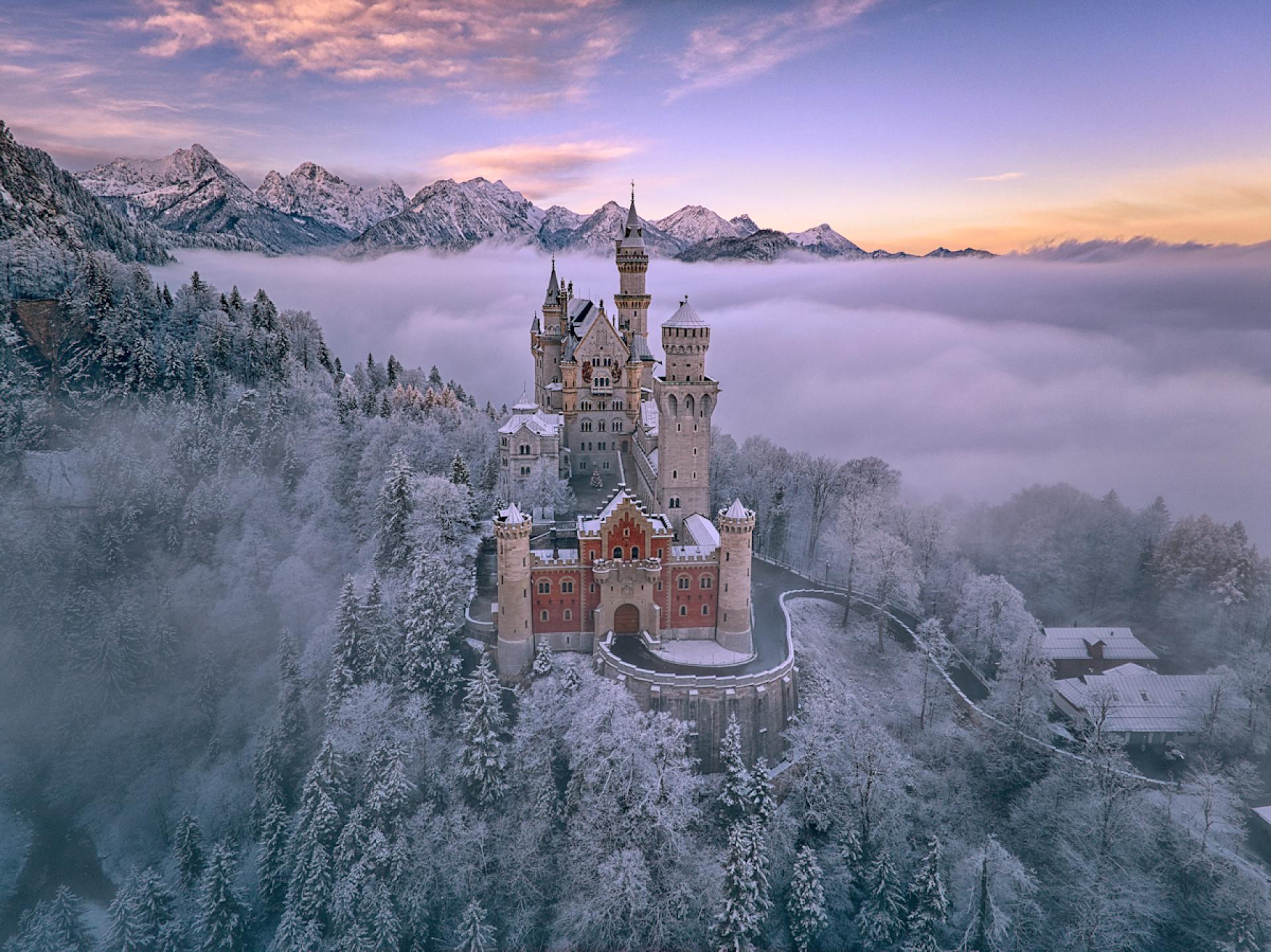 European Photography Awards Winner - snow and fog around Neuschwanstein castle