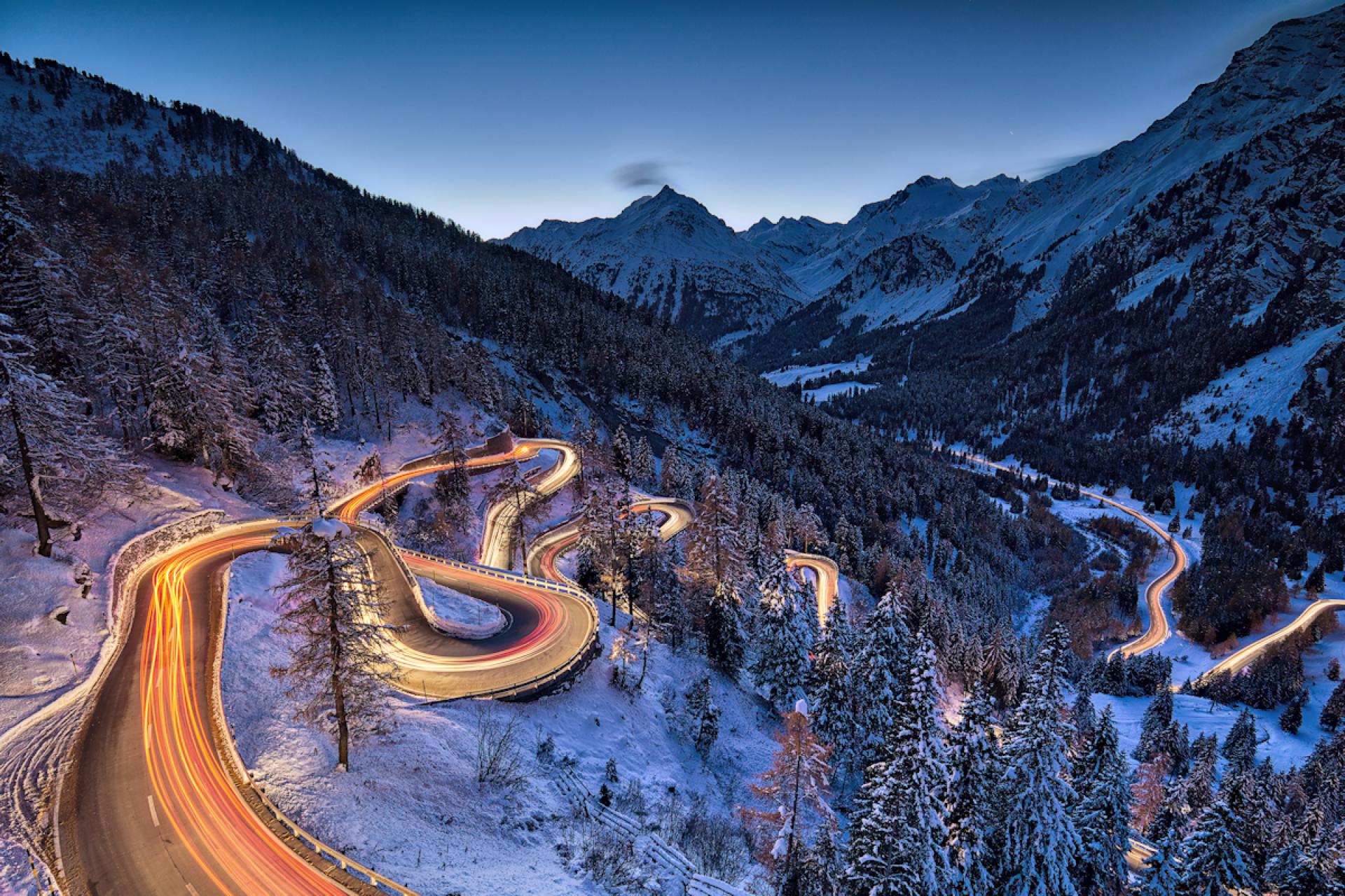 European Photography Awards Winner - Maloja rush hour