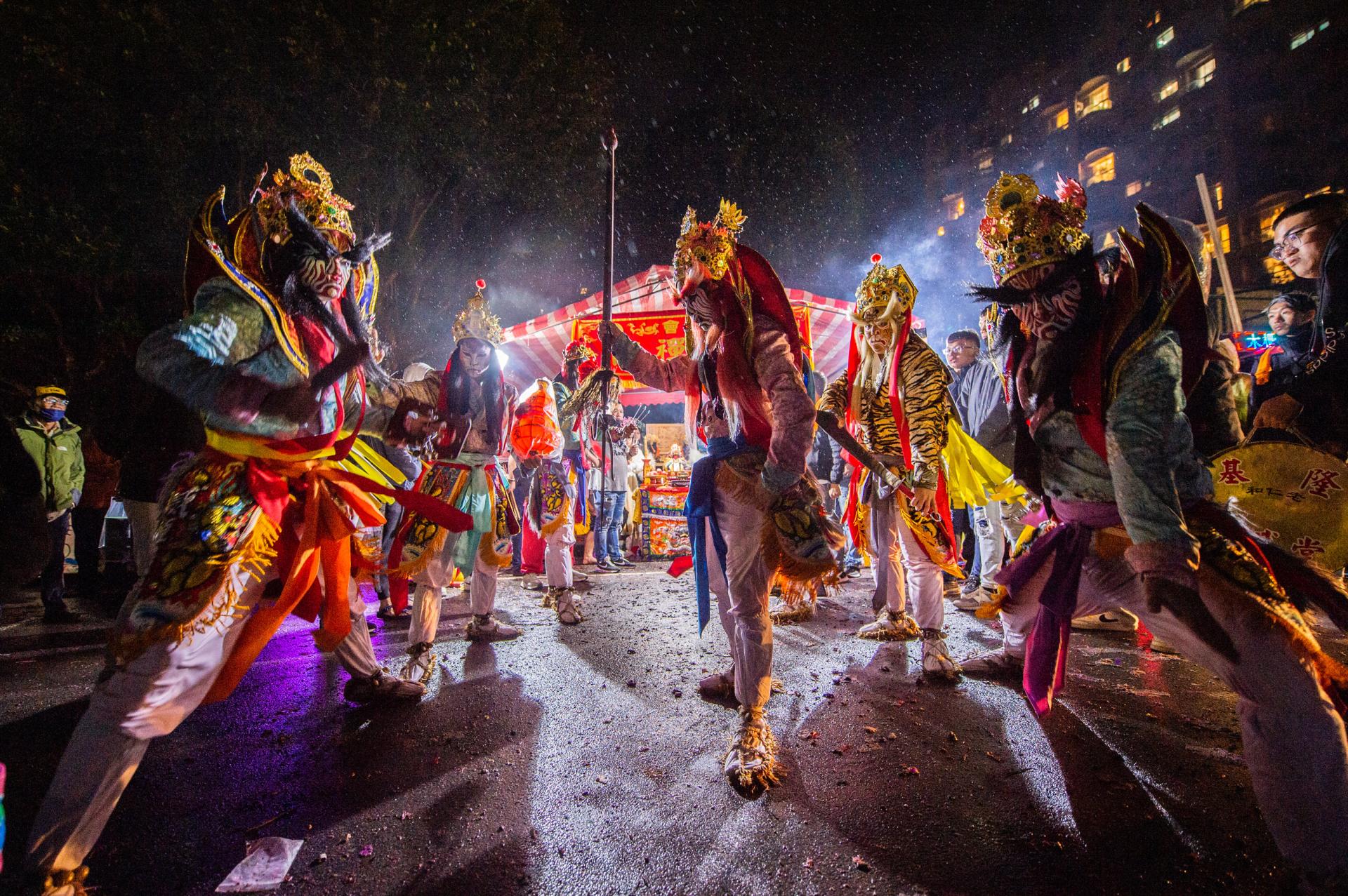 European Photography Awards Winner - The traditional Taiwanese temple fair culture