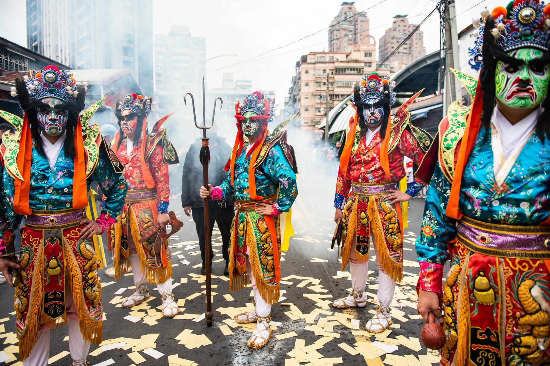 European Photography Awards Winner - The traditional Taiwanese temple fair culture