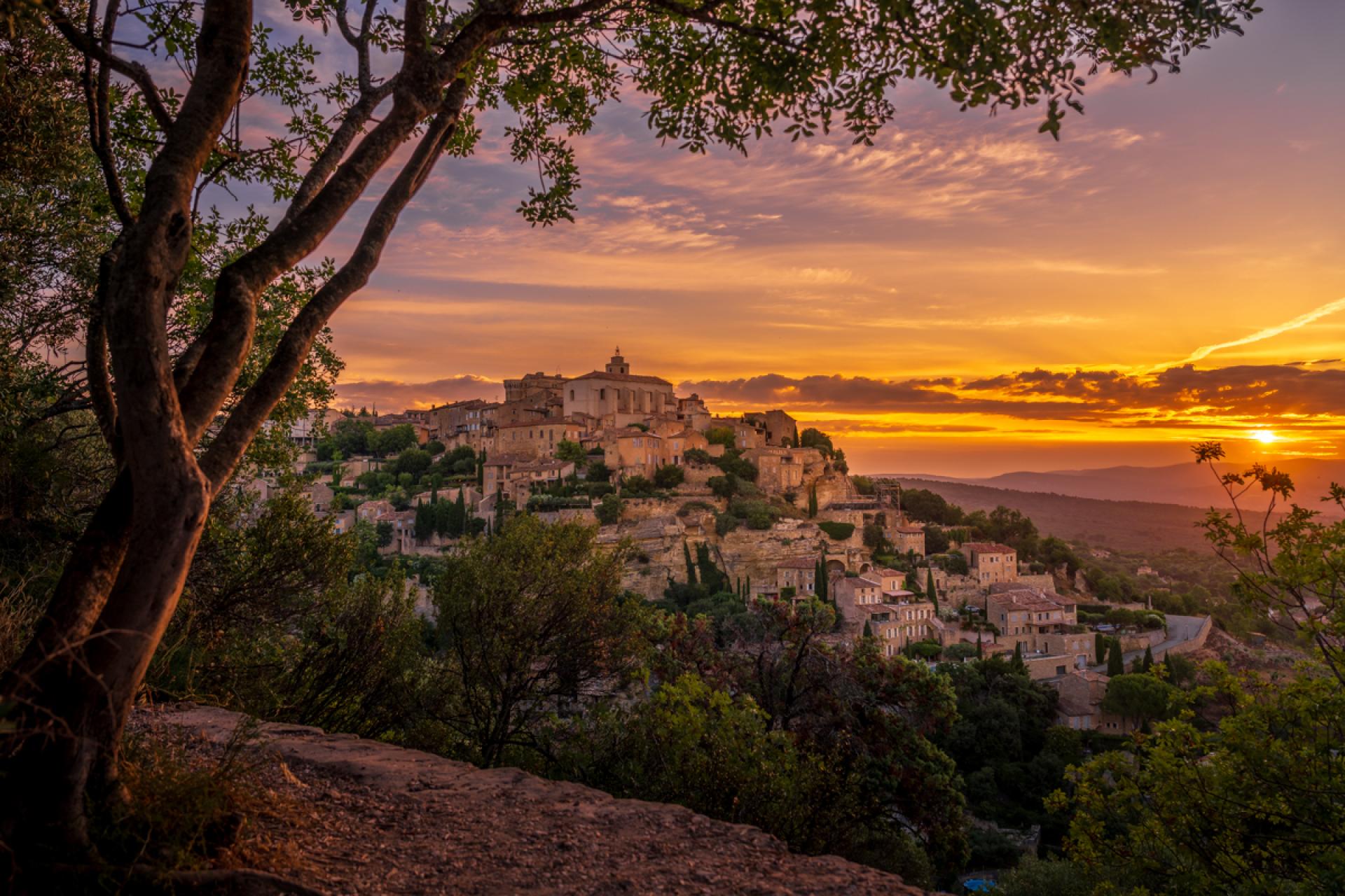 European Photography Awards Winner - Dawn's Embrace in Gordes