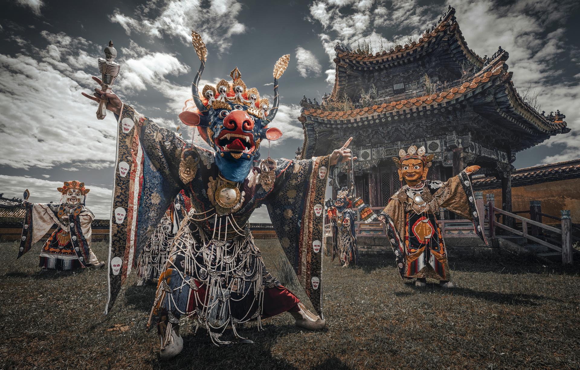 European Photography Awards Winner - TSAM · THE DANCE OF GODS