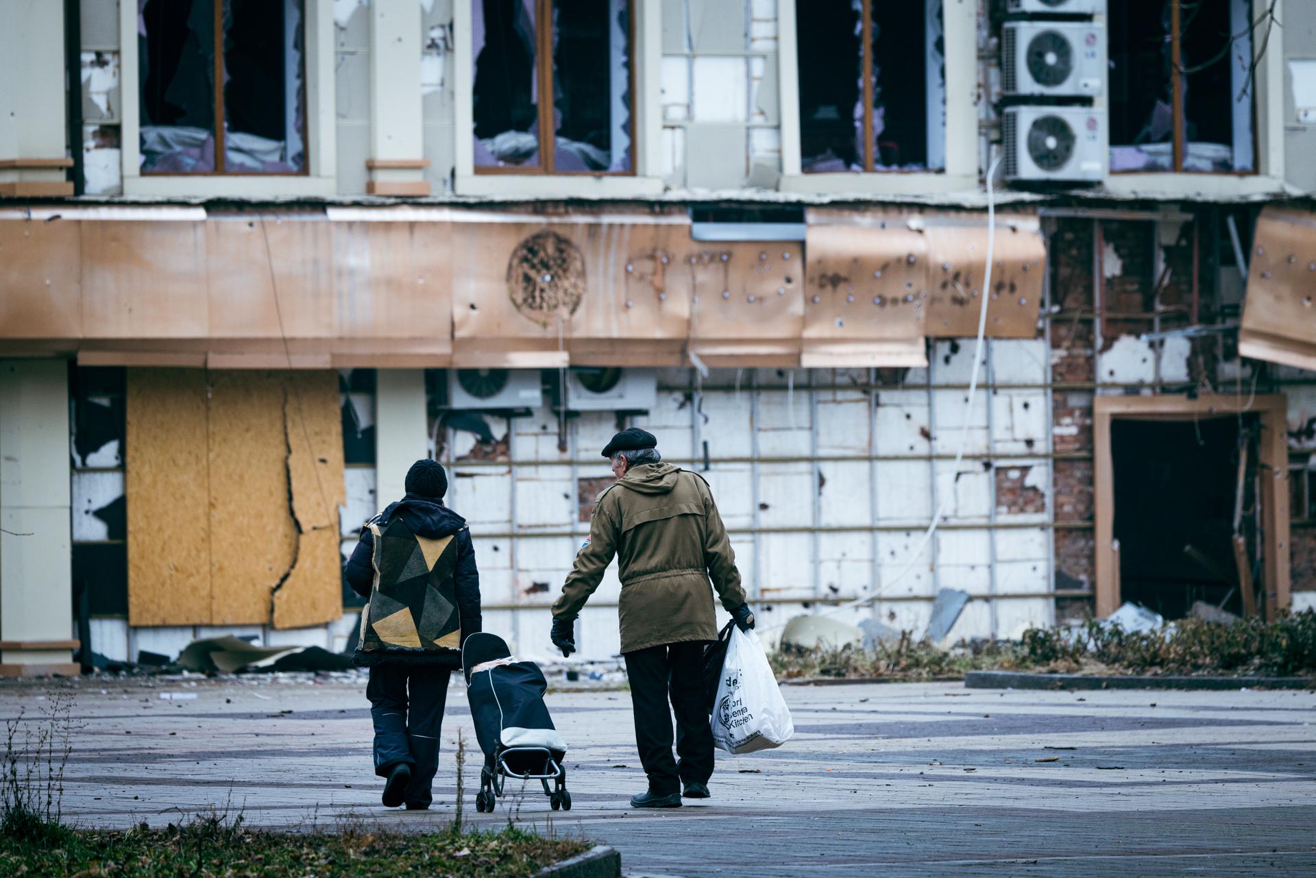 European Photography Awards Winner - Snapshots of Valor: On the Front Lines of Ukraine's Struggle