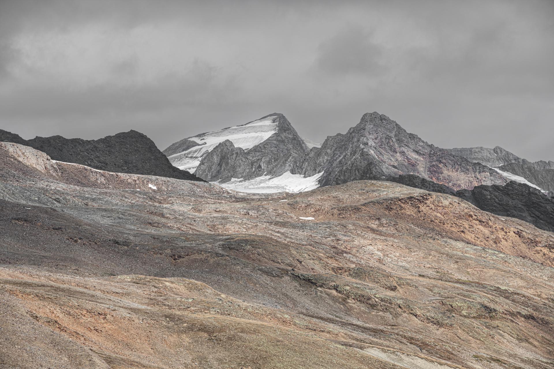 European Photography Awards Winner - 0,32m THE GLACIERS ARE MELTING