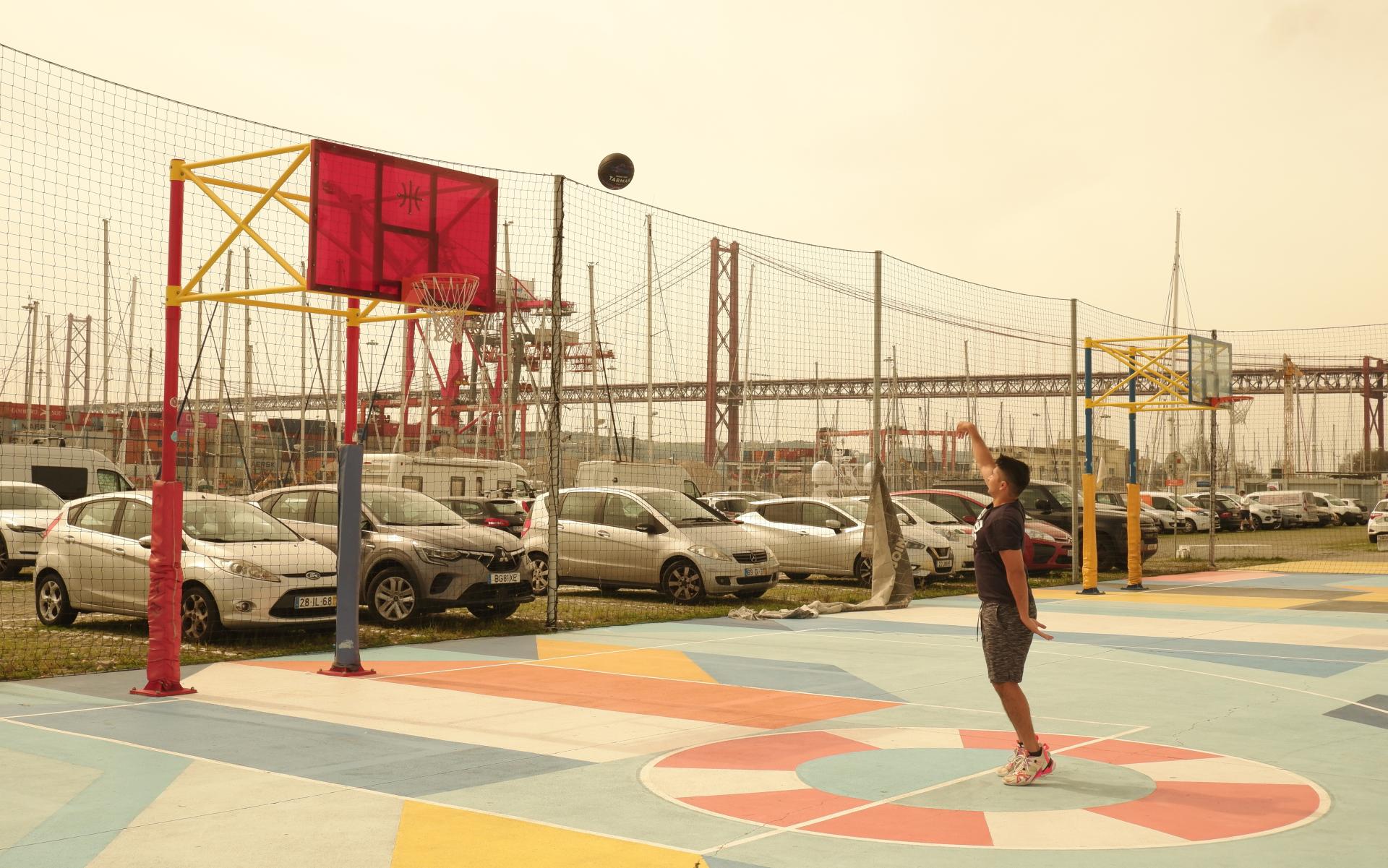 European Photography Awards Winner - Everyday when you're walking down the street 