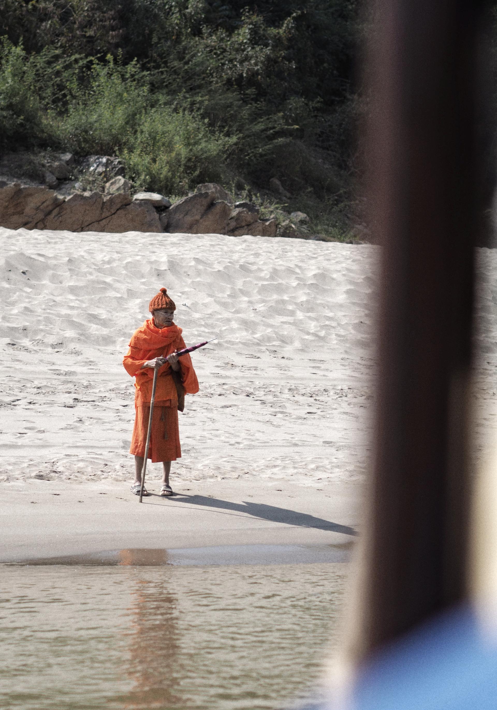 European Photography Awards Winner - Waiting for the slow boat in Laos