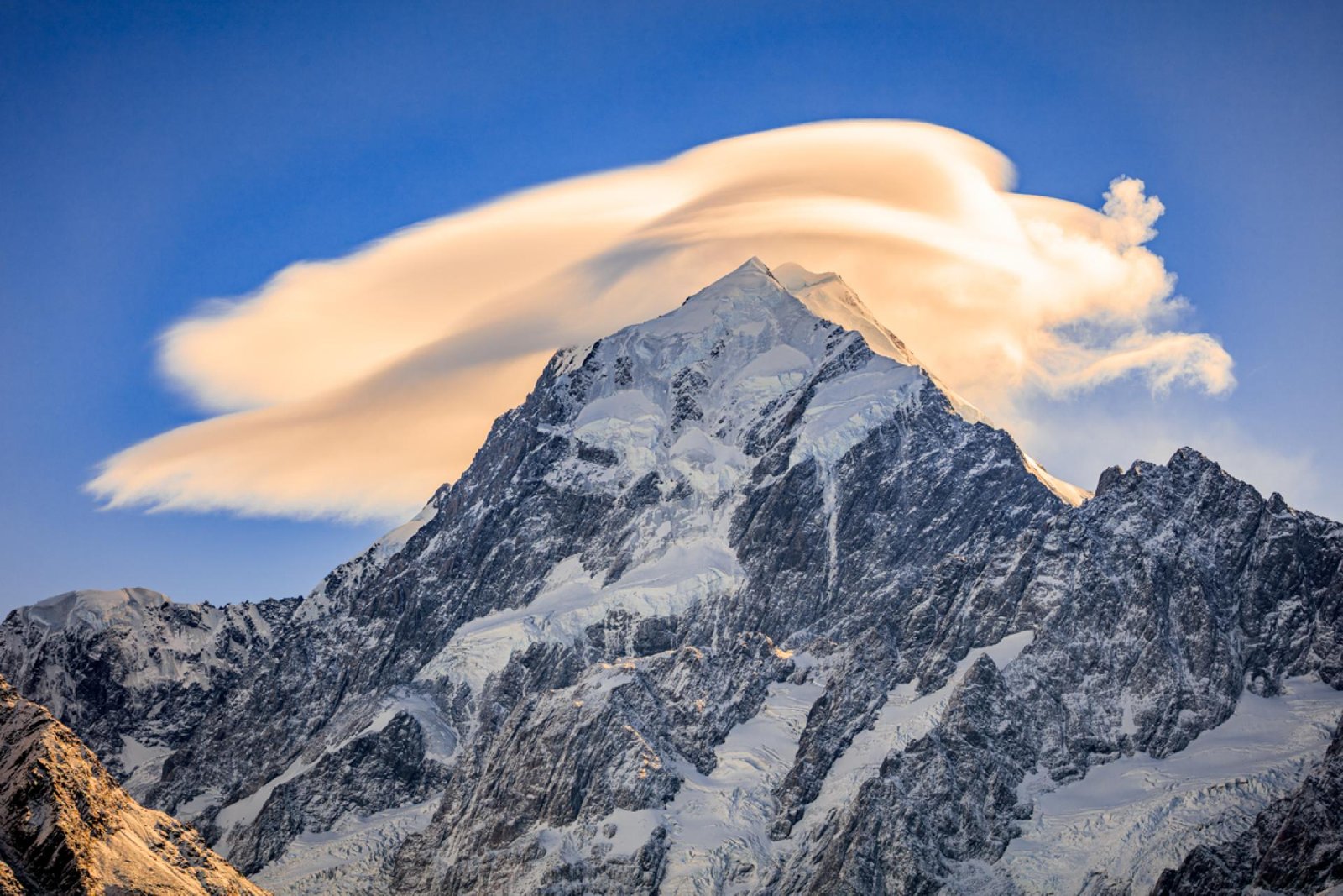 European Photography Awards Winner - Aoraki (Cloud reacher)