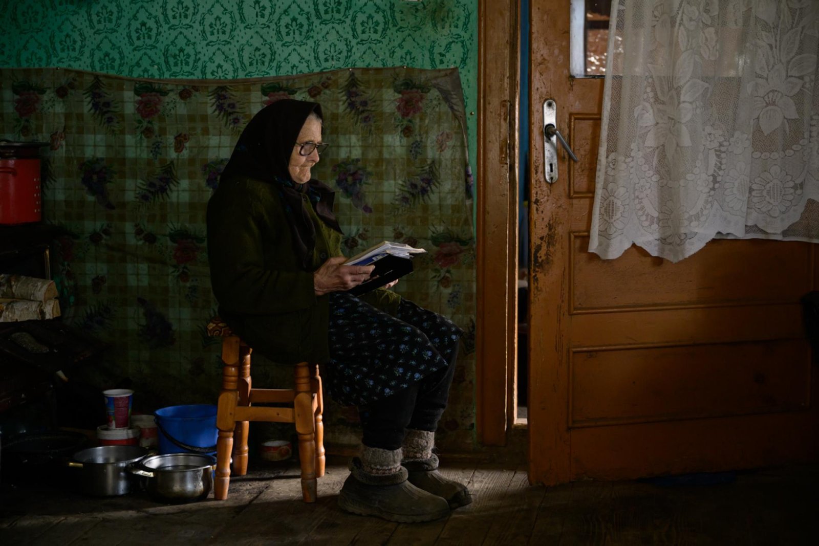 European Photography Awards Winner - Inside Romania