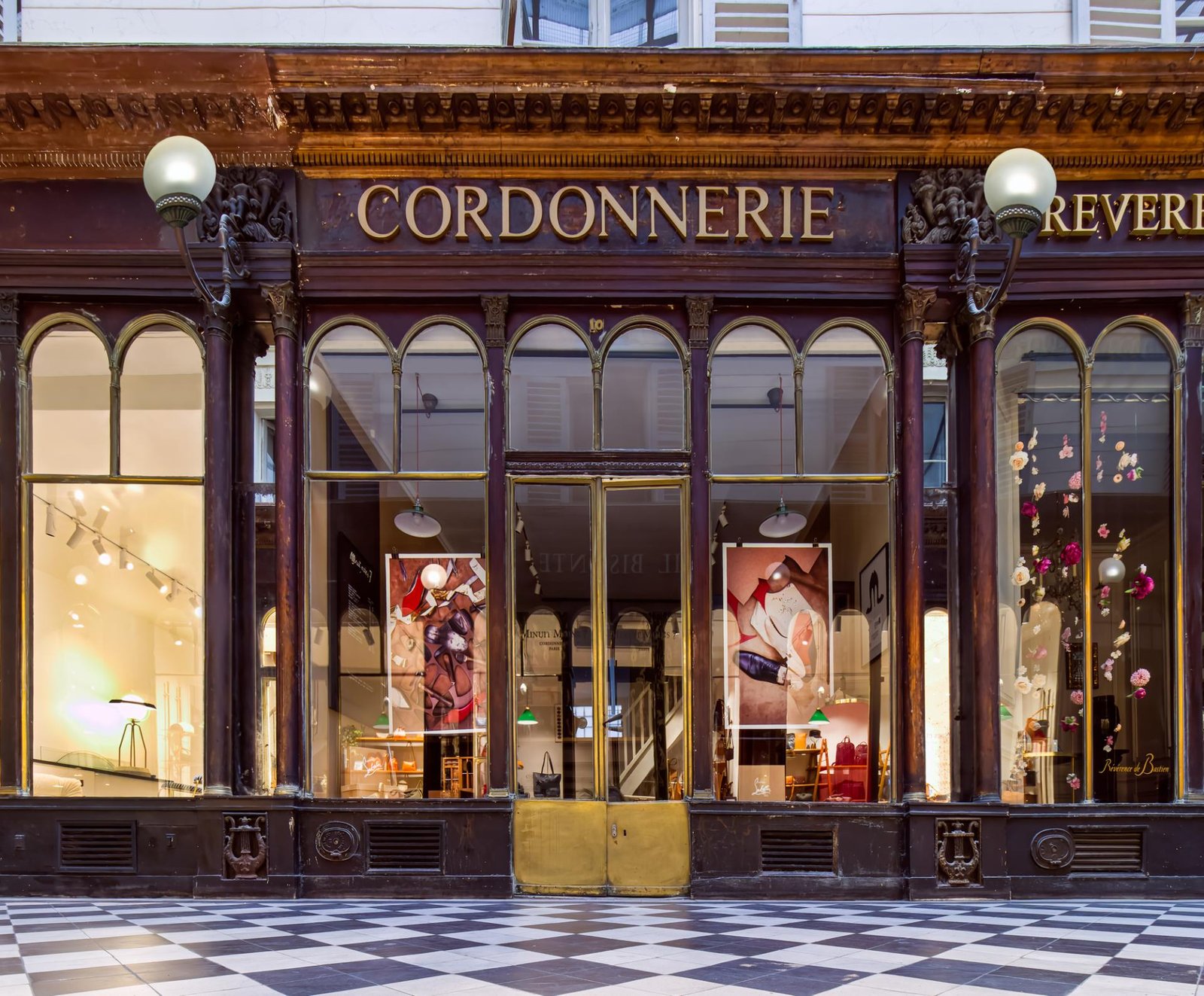 European Photography Awards Winner - Galerie Vero-Dodat