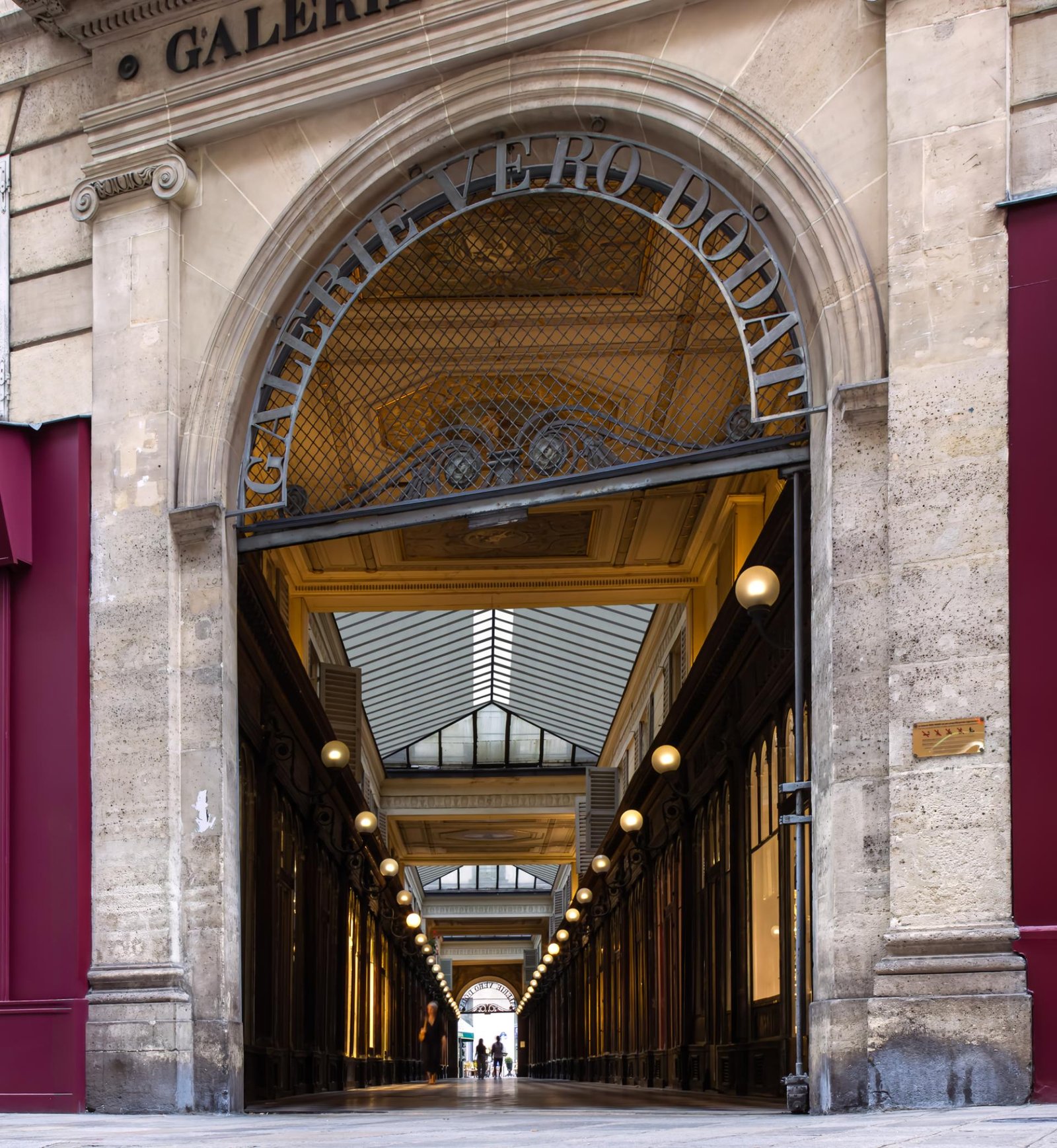 European Photography Awards Winner - Galerie Vero-Dodat