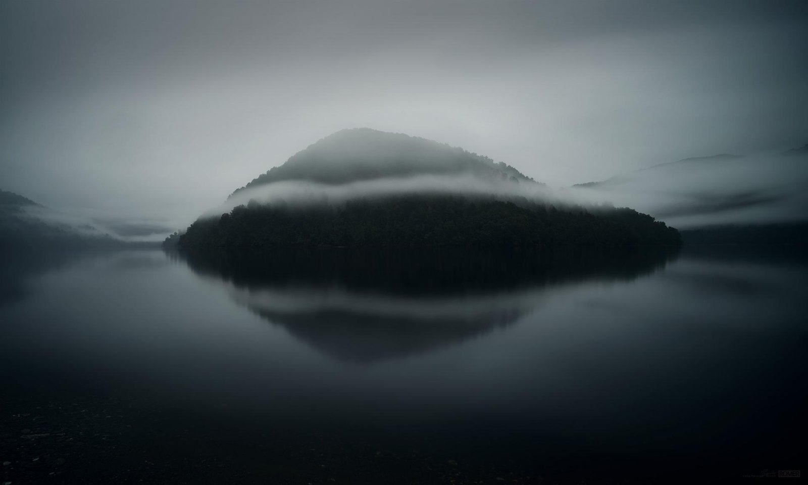 European Photography Awards Winner - Lake Paringa Mist