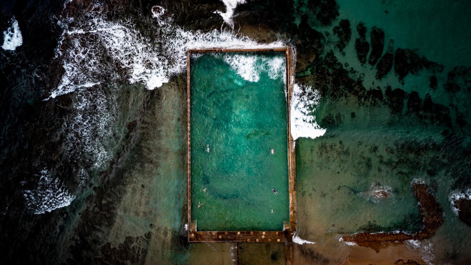 European Photography Awards Winner - Geometry Against the Tide