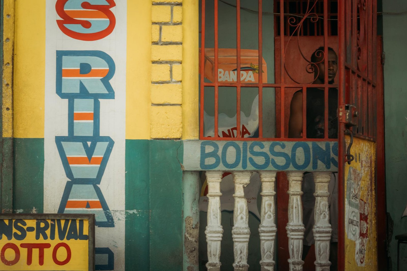European Photography Awards Winner - Beyond the postcard - Haiti's city of refuge