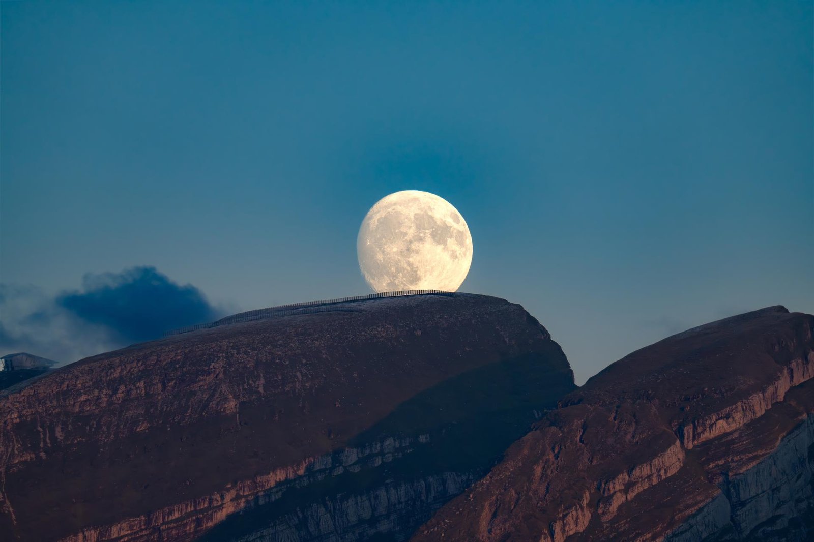 European Photography Awards Winner - The Resting Moon 