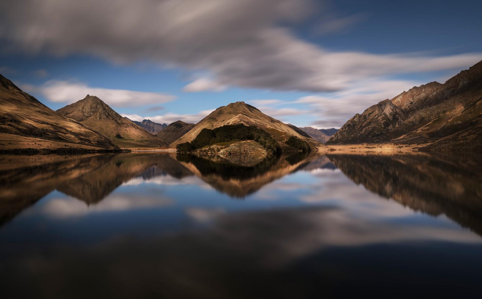 European Photography Awards Winner - Moke Lake