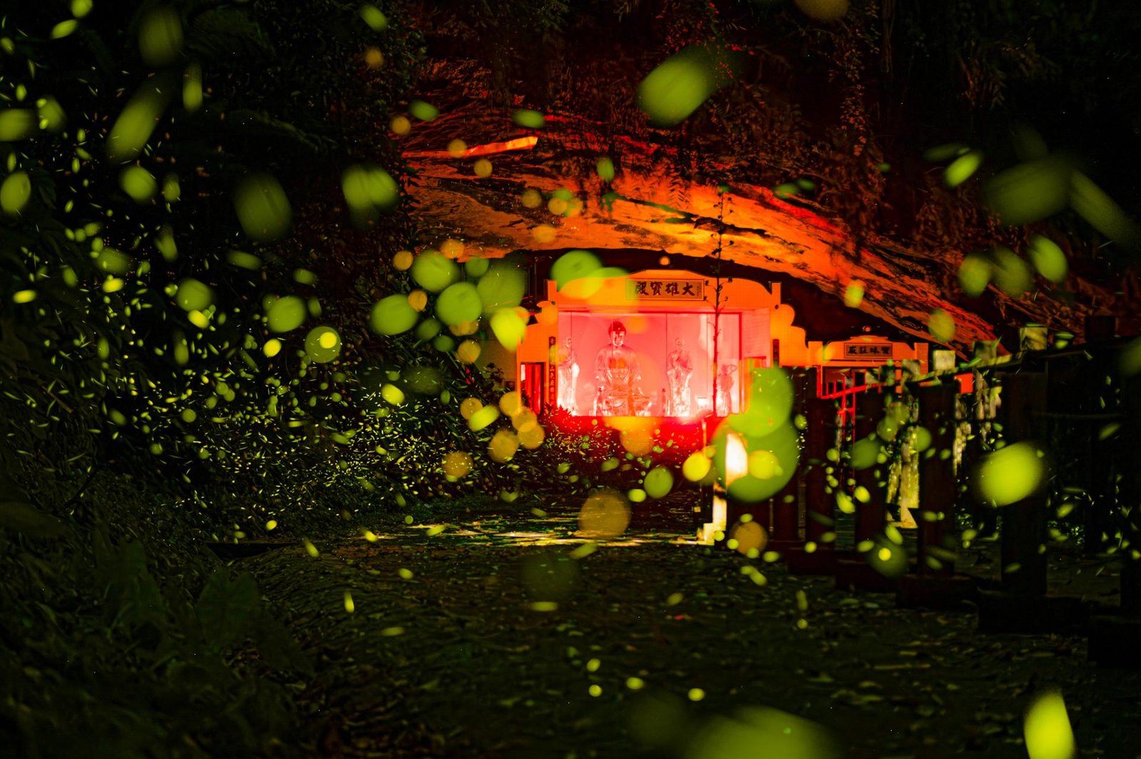 European Photography Awards Winner - 朝聖