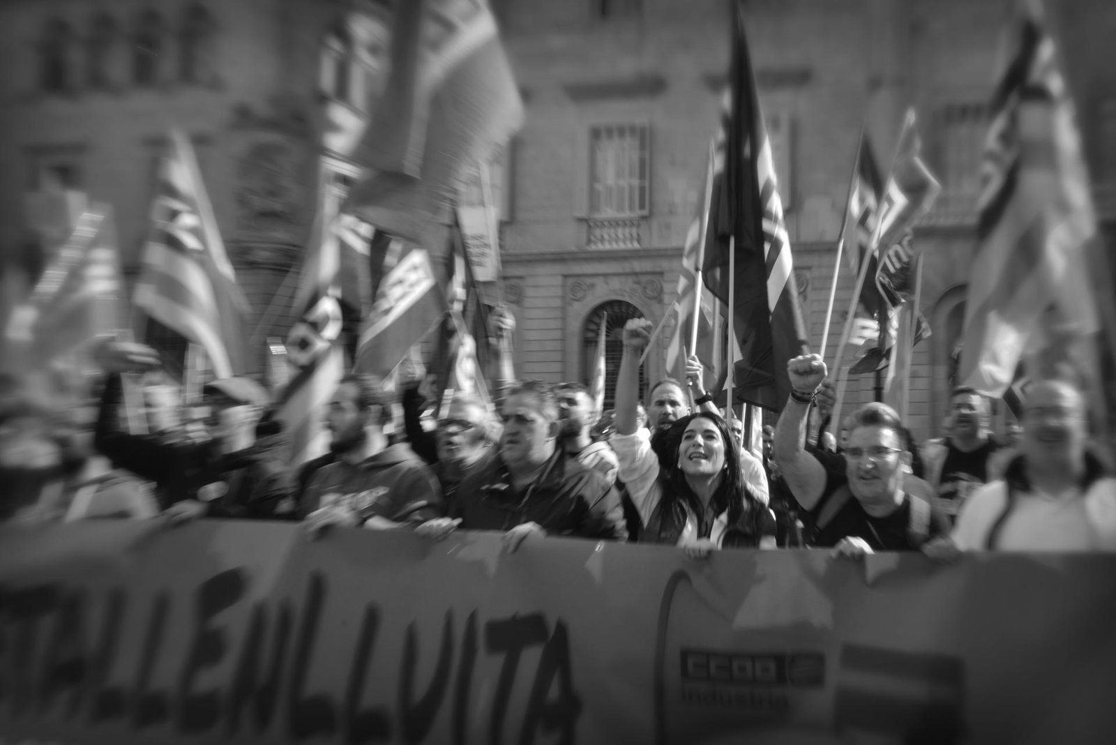 European Photography Awards Winner - Metall en Lluita