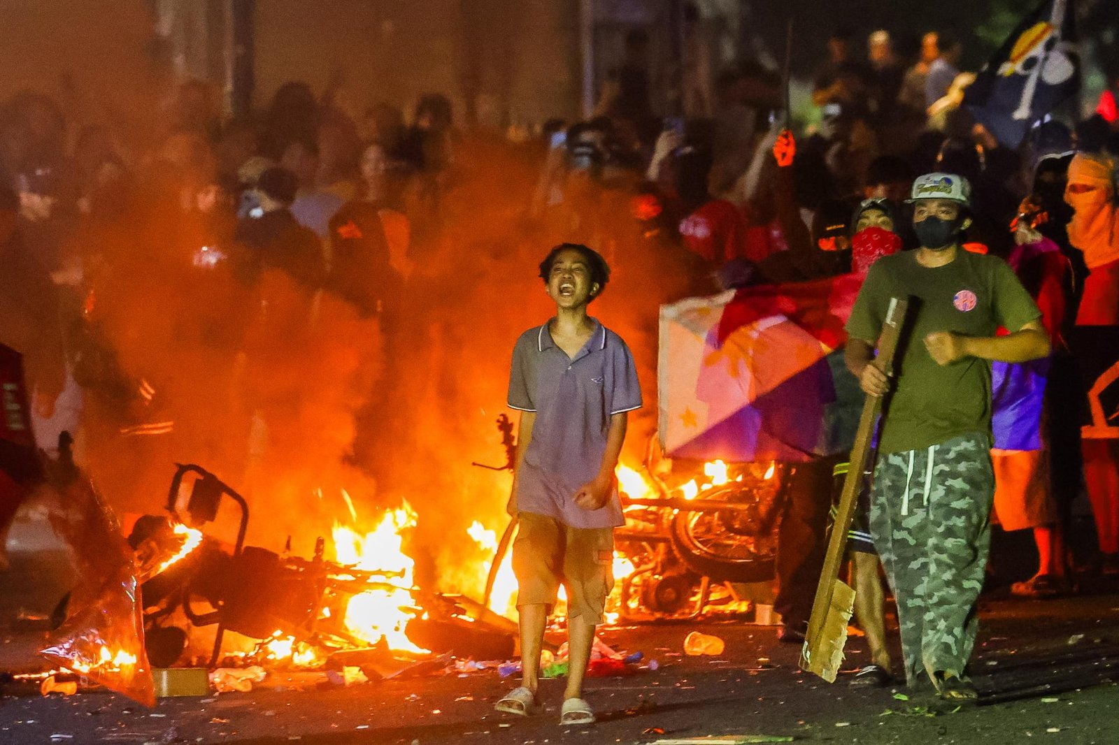 European Photography Awards Winner - Philippines on Fire: Anti-Corruption Protests