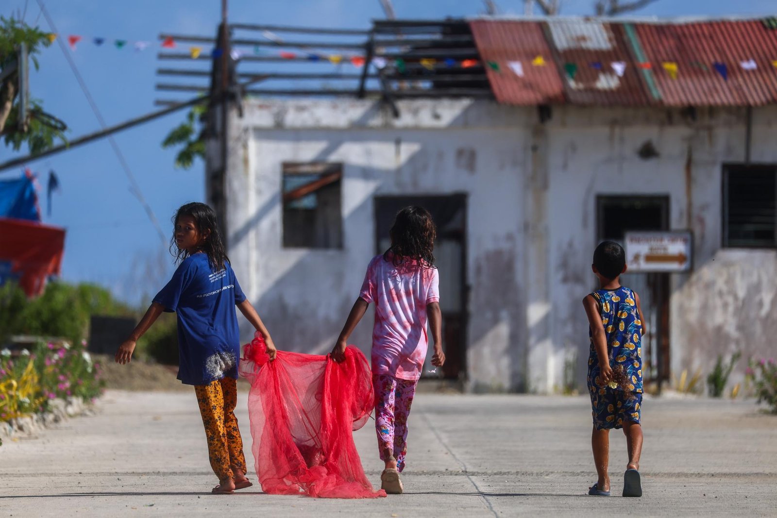 European Photography Awards Winner - Tiny Filipino Island faces China's daily encirlment